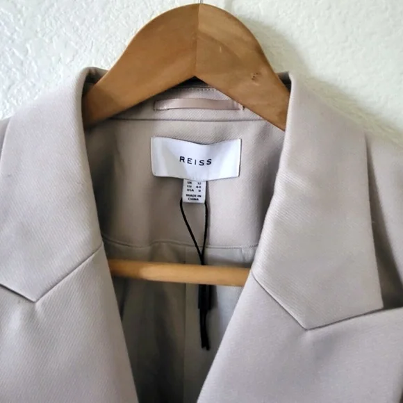 Unworn Reiss Astrid Double Breasted Wool Blend Blazer in Neutral - Picture 6 of 8